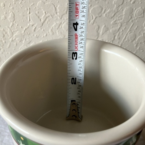 Longaberger: Christmas Holiday One Pint Crock with Lid - Picture 11 of 16